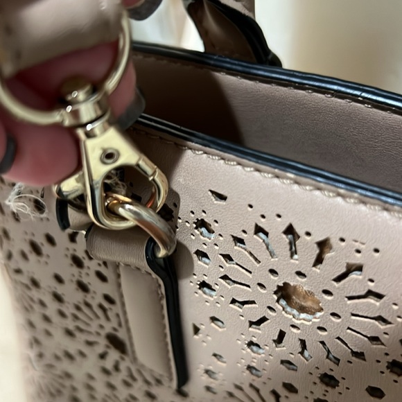 Kelly & Katie Convertible Crossbody - Picture 8 of 15